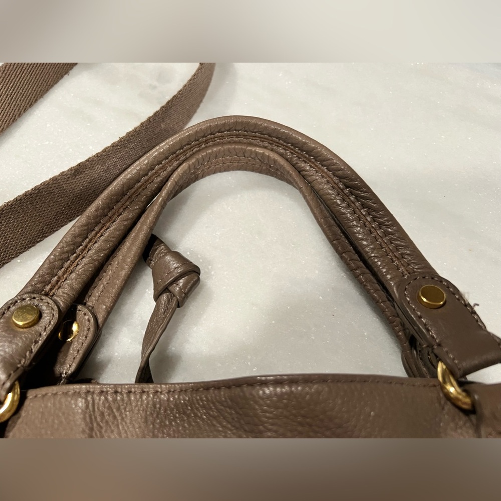 The Sak Gray/Taupe Leather Cinch Crossbody Bag - Picture 7 of 15